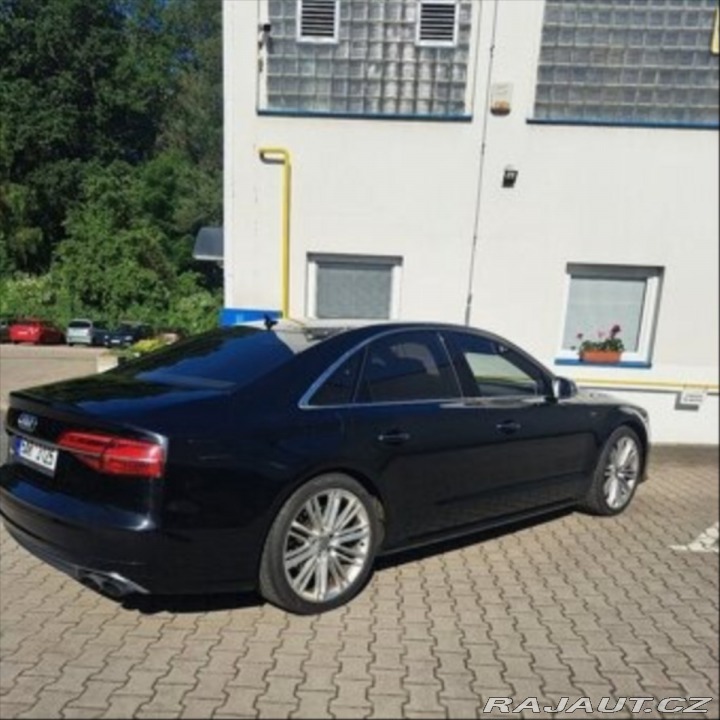 Audi S8 2016