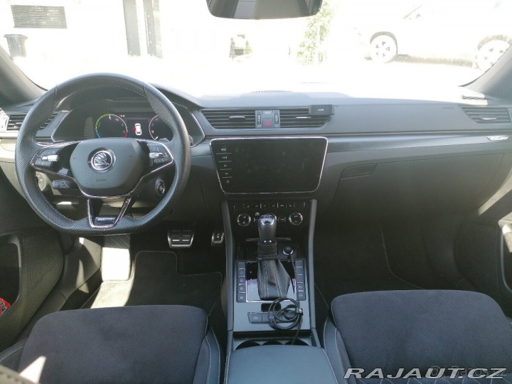 Škoda Superb 3 IV combi 160kW DSG 2021