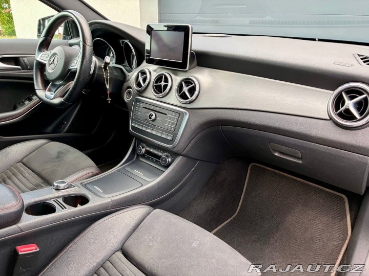 Mercedes-Benz GLA 200d 4Matic AMG paket 2017