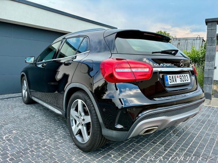 Mercedes-Benz GLA 200d 4Matic AMG paket 2017