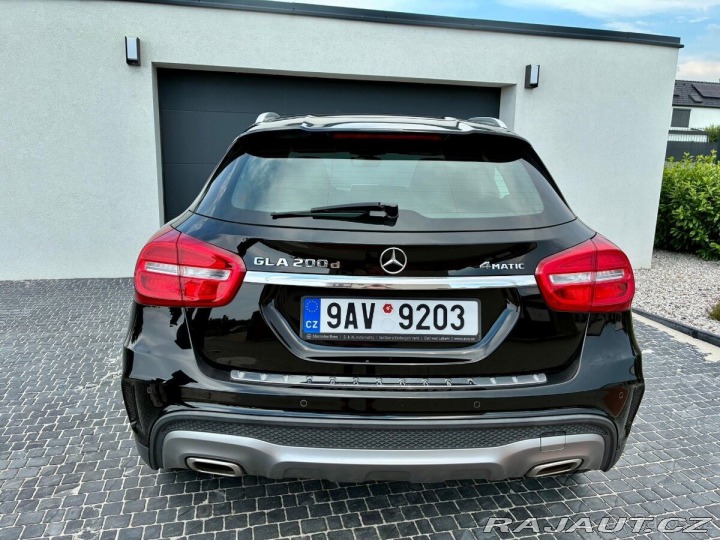 Mercedes-Benz GLA 200d 4Matic AMG paket 2017