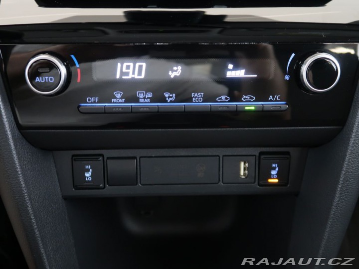 Toyota Yaris Cross 1.5Hybrid,CZ,1Maj,Comfort 2022
