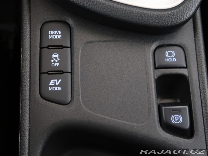 Toyota Yaris Cross 1.5Hybrid,CZ,1Maj,Comfort 2022