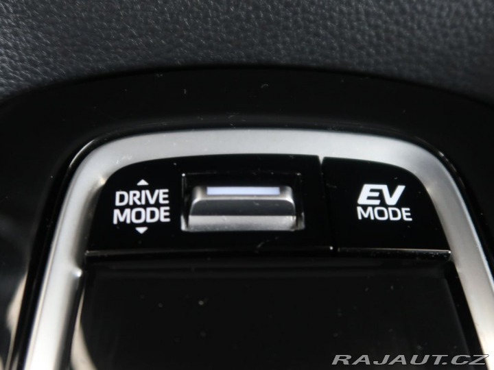 Toyota Corolla 1.8,hybrid,e-CVT,Comfort, 2025