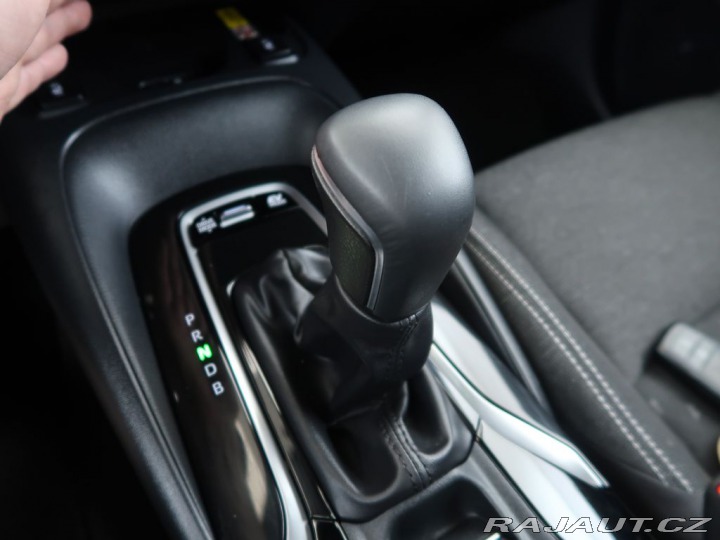 Toyota Corolla 1.8,hybrid,e-CVT,Comfort, 2025