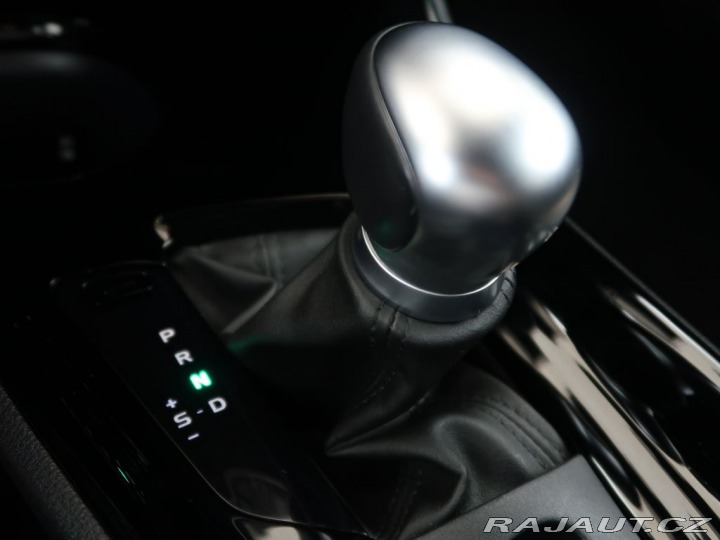 Toyota C-HR 2.0L,HEV,112KW,CVT,Execut 2021