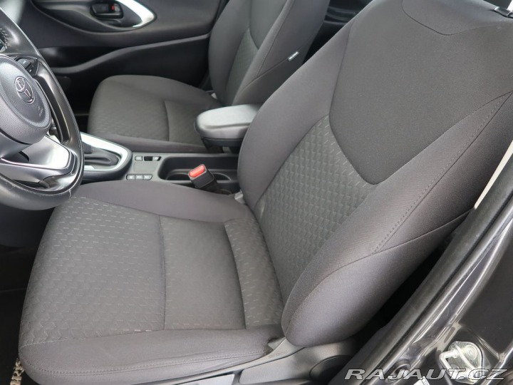 Toyota Yaris Cross 1.5,HEV,CVT,Comfort,CZ,1M 2024