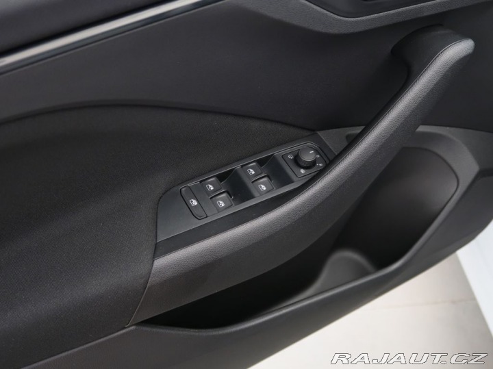 Škoda Kamiq 1.0TSi,85kW,SELECTION,MAN 2025