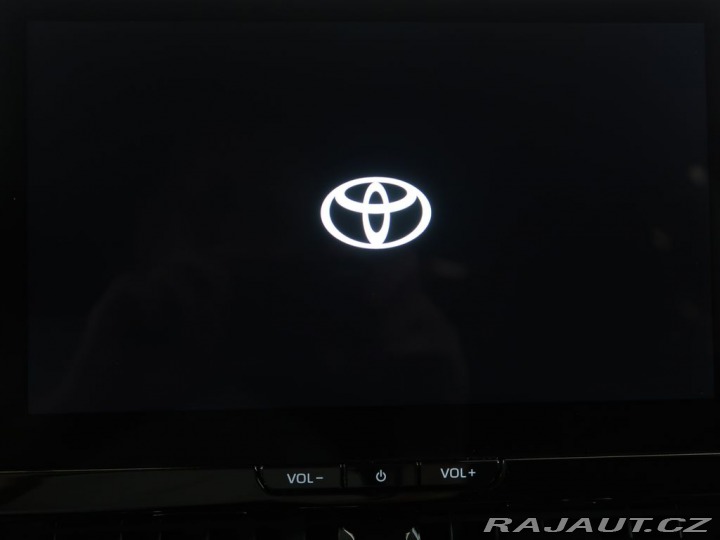 Toyota Corolla 1.5,92KW,Style,CZ,Manuál, 2024