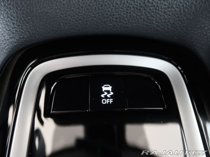 Toyota Corolla 1.5,92KW,Style,CZ,Manuál, 2024