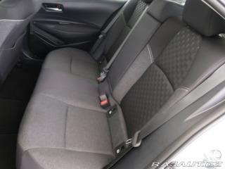 Toyota Corolla 1.5,92KW,Style,CZ,Manuál, 2024