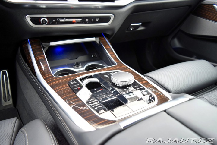 BMW X7 xDrive40d 2025