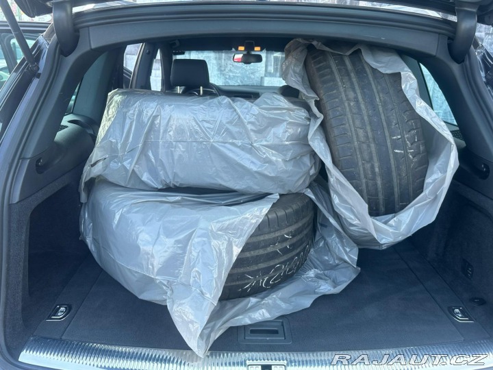 Audi Q7 3.0TDi,180KW,S-LINE,VZDUC 2014