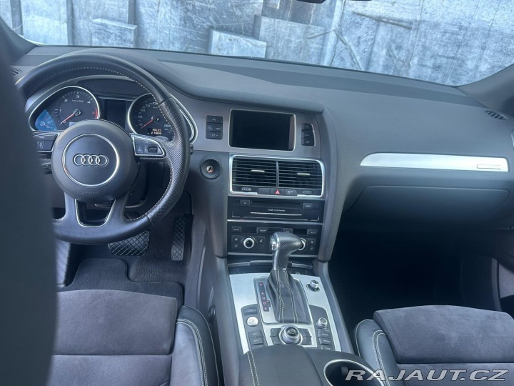 Audi Q7 3.0TDi,180KW,S-LINE,VZDUC 2014