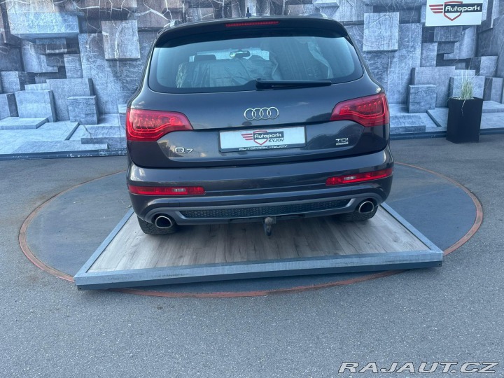 Audi Q7 3.0TDi,180KW,S-LINE,VZDUC 2014
