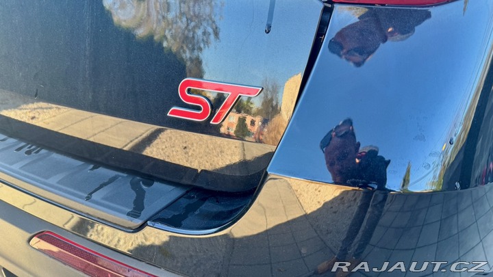 Ford Explorer ST 2020