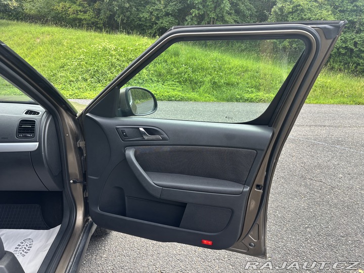 Škoda Yeti 2.0TDI, 4x4, P. senzor 2009