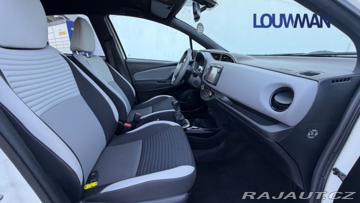 Toyota Yaris 1.33 VVT-i Selection Sens 2016