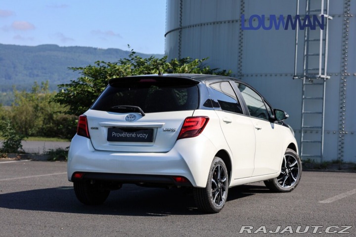 Toyota Yaris 1.33 VVT-i Selection Sens 2016