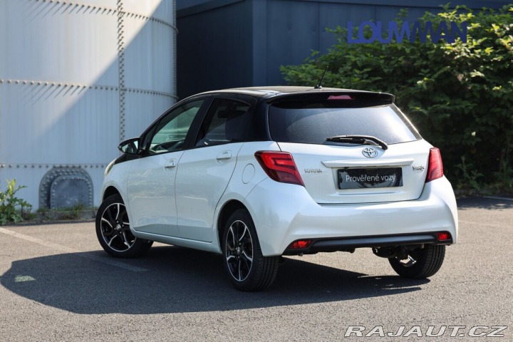 Toyota Yaris 1.33 VVT-i Selection Sens 2016