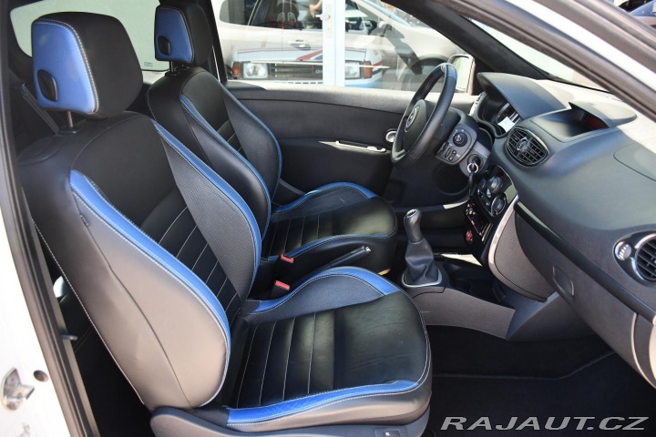 Renault Clio 1,2i 55KW SPORT 2xKOLA 2013