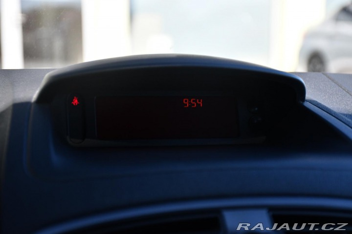 Renault Clio 1,2i 55KW SPORT 2xKOLA 2013