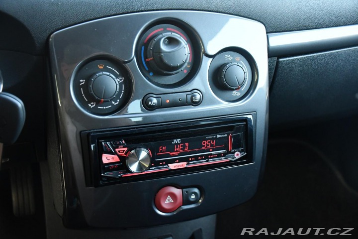 Renault Clio 1,2i 55KW SPORT 2xKOLA 2013