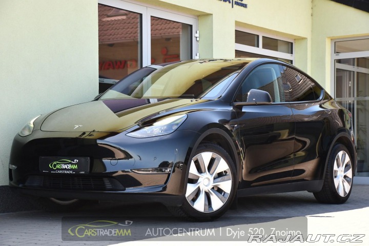 Tesla Model Y REZERVACE 2022
