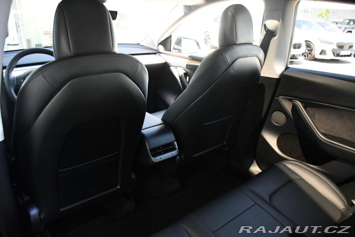 Tesla Model Y REZERVACE 2022