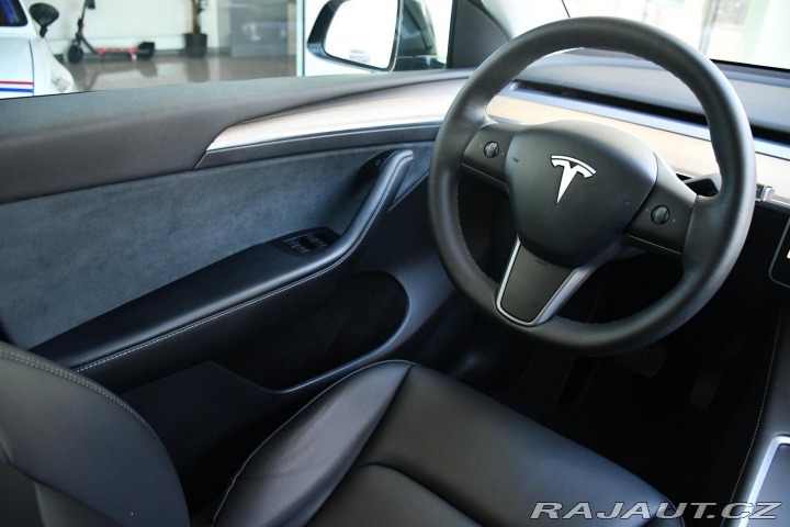 Tesla Model Y LONG RANGE DUAL MOTOR 2022