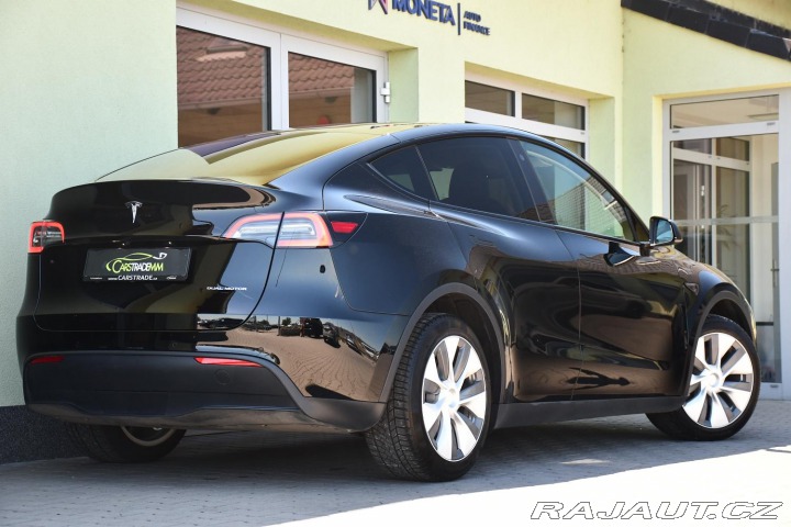Tesla Model Y REZERVACE 2022