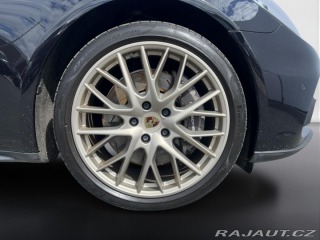 Porsche Panamera 4 2020