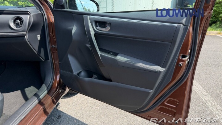 Toyota Corolla 1.6 Active TREND+ 2017