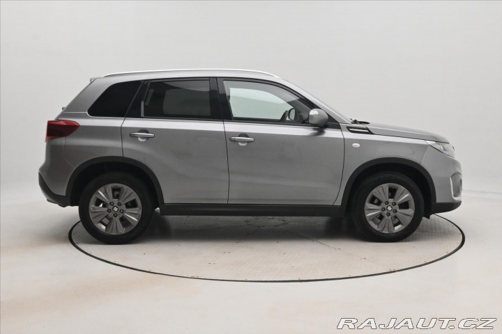 Suzuki Vitara 1,4 HYBRID 95kW Active Zá 2023