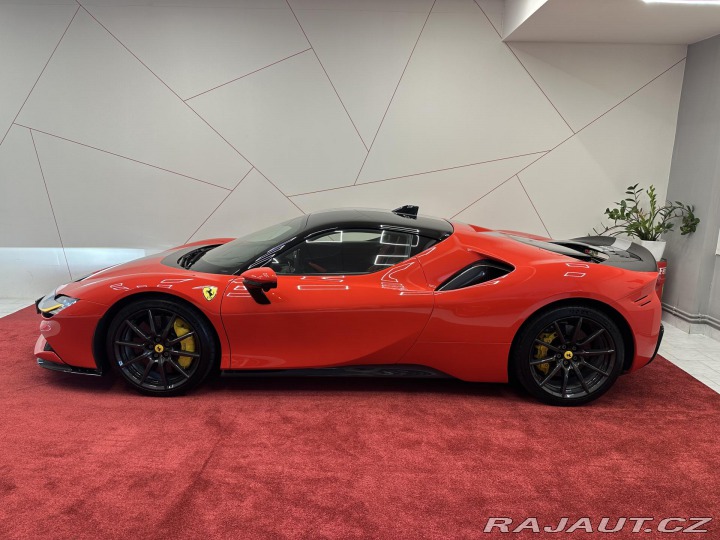 Ferrari SF90 A.F.* FULL CARBON*ZÁRUKA* 2023