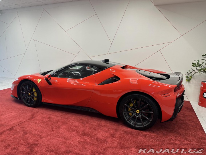 Ferrari SF90 A.F.* FULL CARBON*ZÁRUKA* 2023