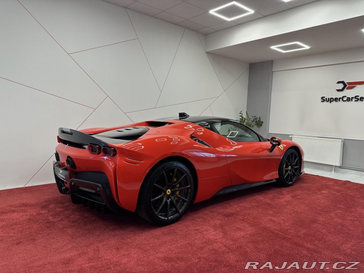 Ferrari SF90 A.F.* FULL CARBON*ZÁRUKA* 2023
