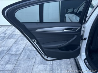 BMW 5 3,0 530d 265PS  M Perform 2017