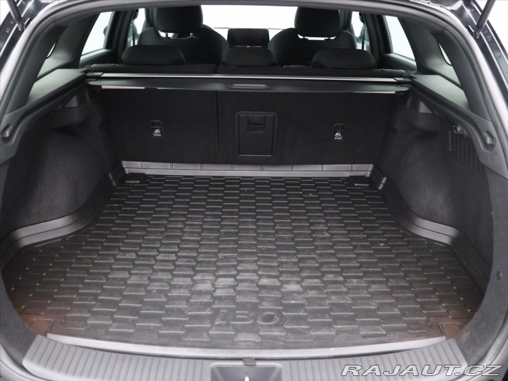 Hyundai i30 1,5 T-GDI 117kW N-Line DP 2023