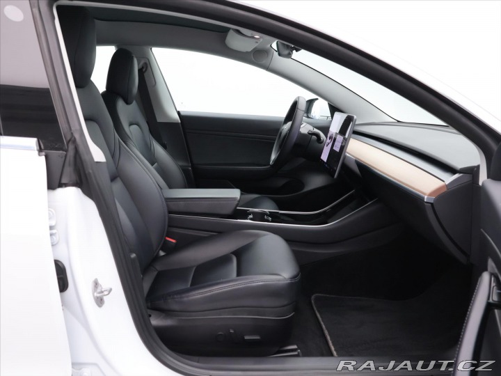 Tesla Model 3 239kW Standard Range+ EAP 2019