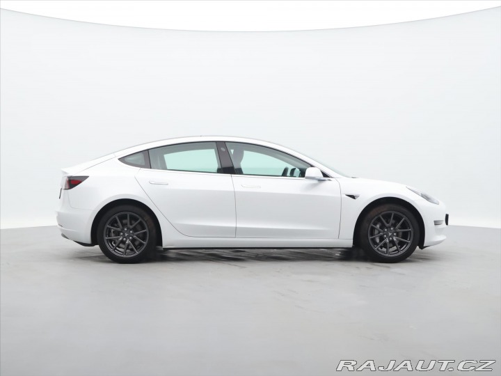 Tesla Model 3 239kW Standard Range+ EAP 2019