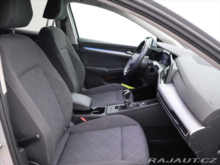 Volkswagen Golf 1,0 TSI 81kW Life M6 2023