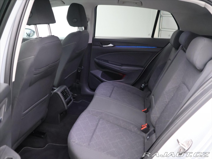 Volkswagen Golf 1,0 TSI 81kW Life M6 2023