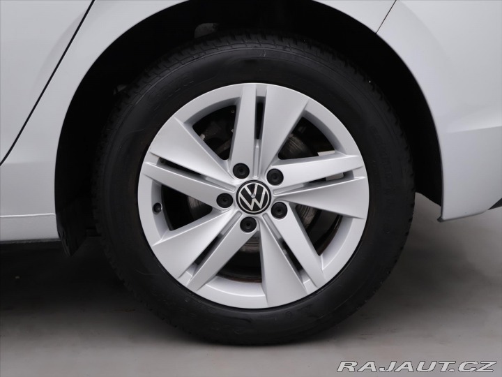 Volkswagen Golf 1,0 TSI 81kW Life M6 2023
