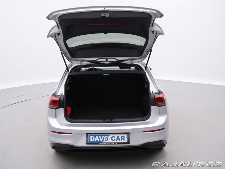 Volkswagen Golf 1,0 TSI 81kW Life M6 2023
