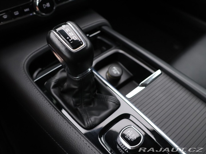 Volvo V90 2,0 T5 184kW Momentum CZ 2019