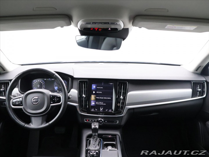Volvo V90 2,0 T5 184kW Momentum CZ 2019