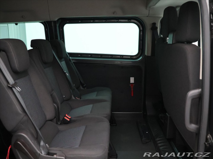 Ford Transit Custom 2,2 TDCI 92kW L2H2 9-Míst 2015