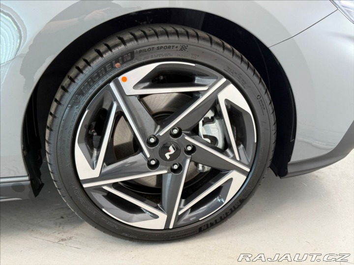 Hyundai i30 1,5 T-GDI GO NLINE! AT 2025