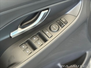 Hyundai i30 1,5 T-GDI GO NLINE! AT 2025